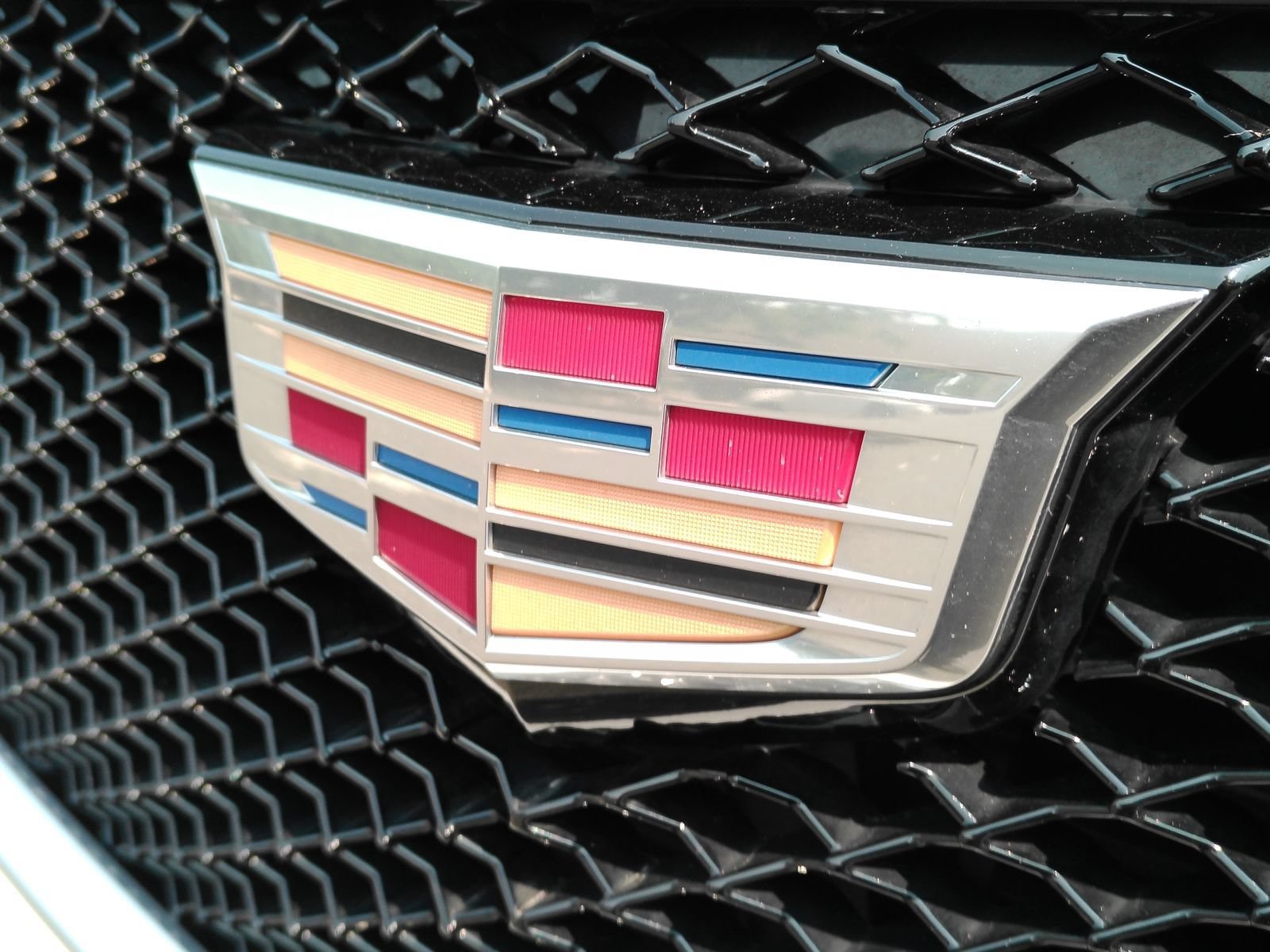 Certified 2023 Cadillac XT6 Sport w/ LPO, Floor Liner Package AWD/4WD image 42