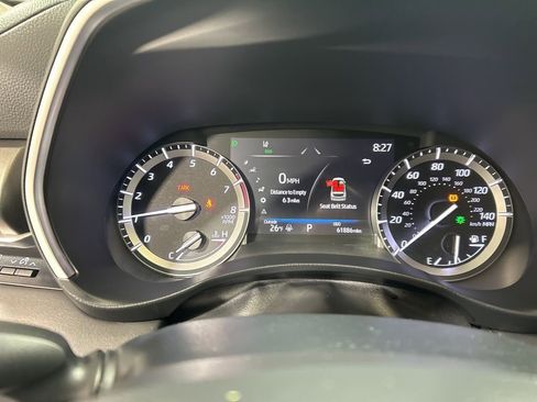 Used 2022 Toyota Highlander XLE image 28