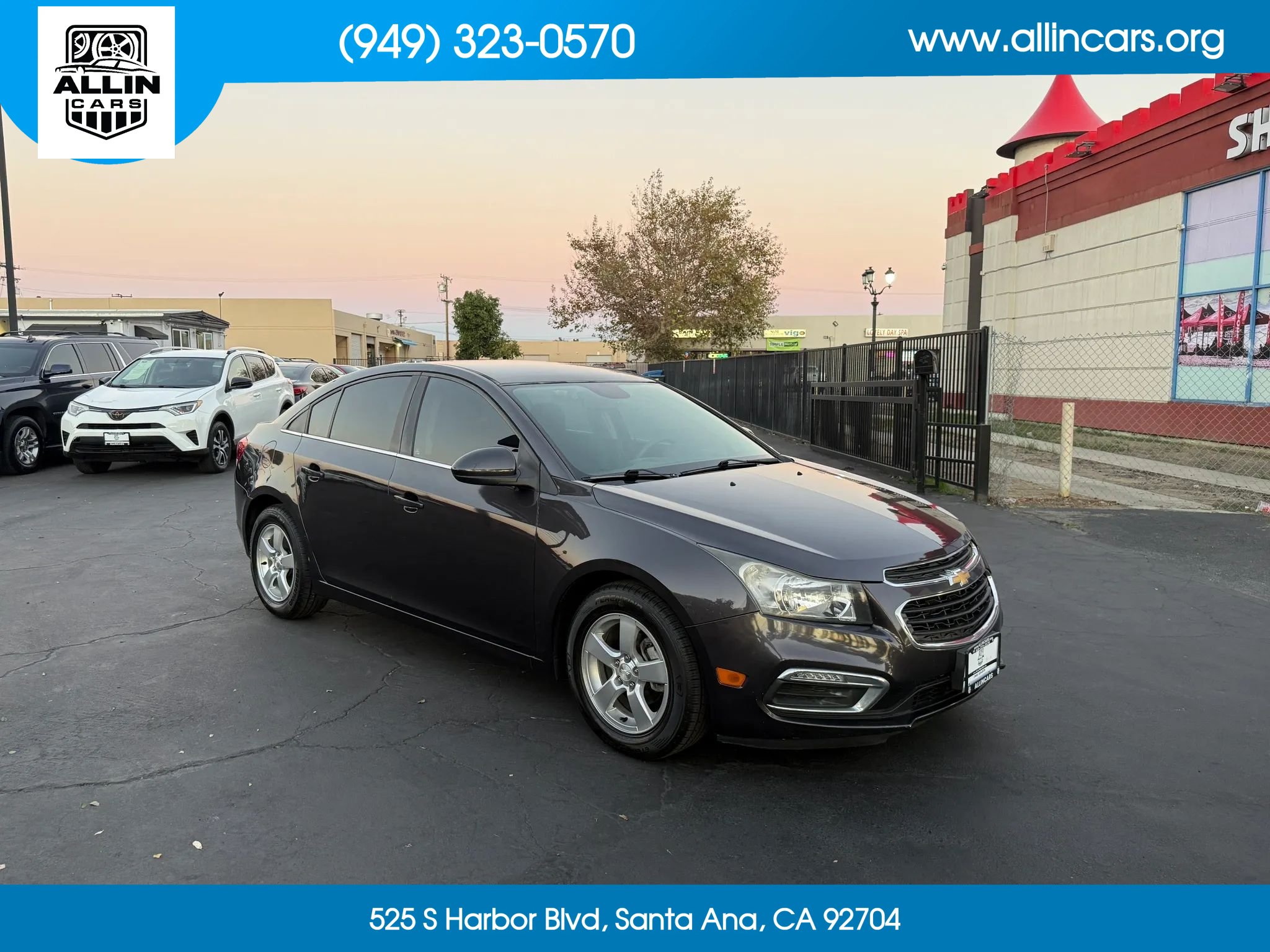 Used 2015 Chevrolet Cruze LT FWD image 3
