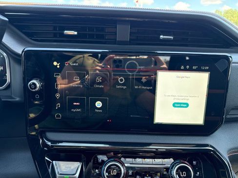 New 2026 GMC Sierra 2500 AT4 image 29