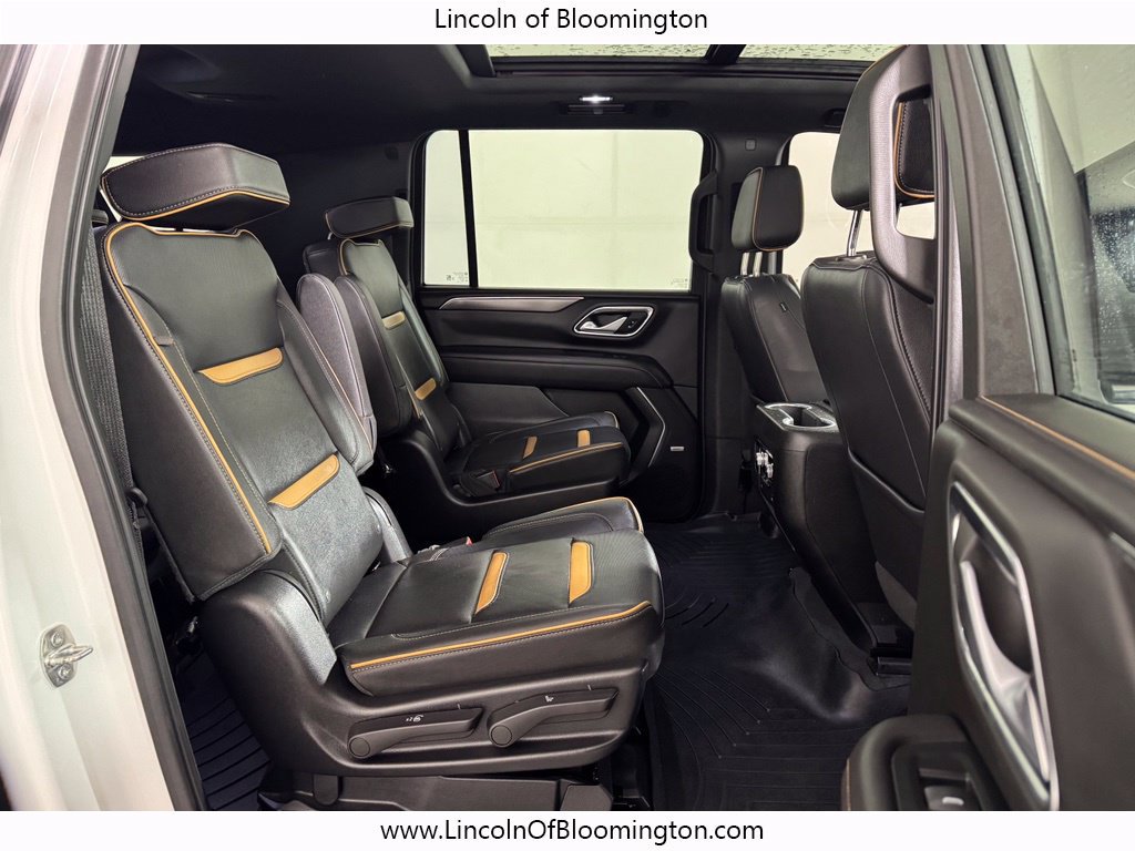 Used 2022 GMC Yukon XL AT4 w/ Max Trailering Package AWD/4WD image 9