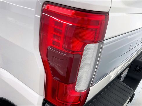 Used 2019 Ford F250 Limited image 29