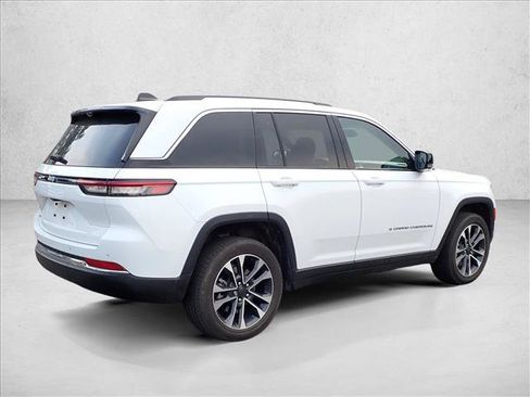 Used 2023 Jeep Grand Cherokee 4WD 4xe w/ Luxury Tech Group II image 3