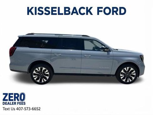 Used 2025 Ford Expedition Max Platinum w/ Driver's Package AWD/4WD image 4
