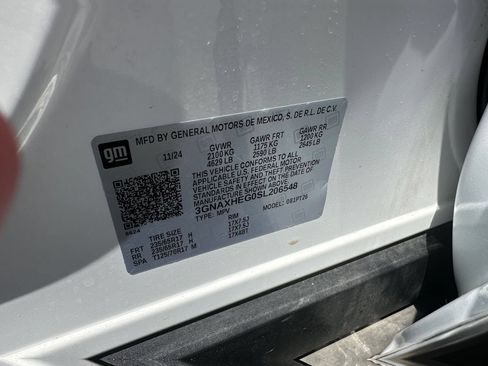 Used 2025 Chevrolet Equinox LT FWD image 28