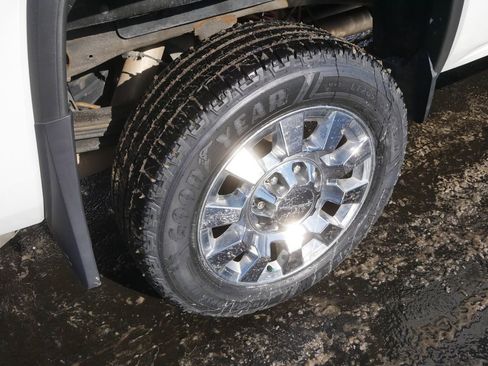 Used 2016 GMC Sierra 2500 Denali w/ Duramax Plus Package image 8