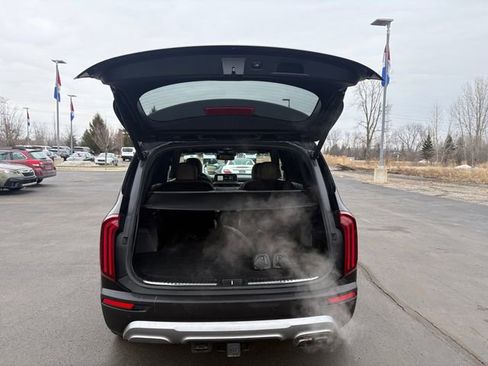 Used 2020 Kia Telluride SX w/ SX Prestige Package image 16
