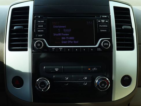 Used 2018 Nissan Frontier SV image 45