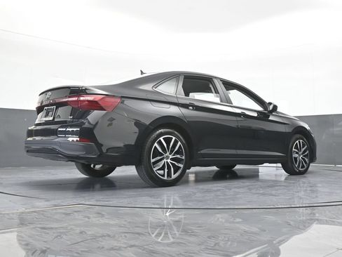 Used 2025 Volkswagen Jetta SE FWD image 57