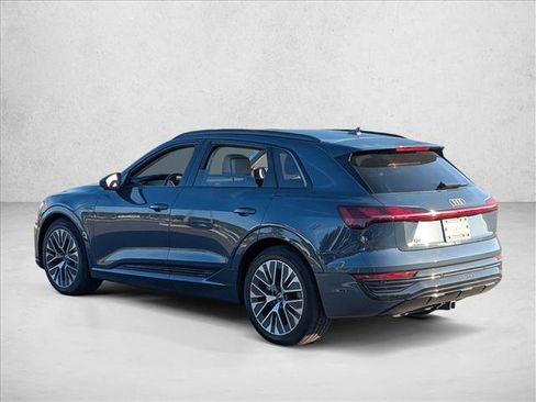 Used 2024 Audi Q8 e-tron Premium Plus w/ Premium Plus Package AWD/4WD image 8