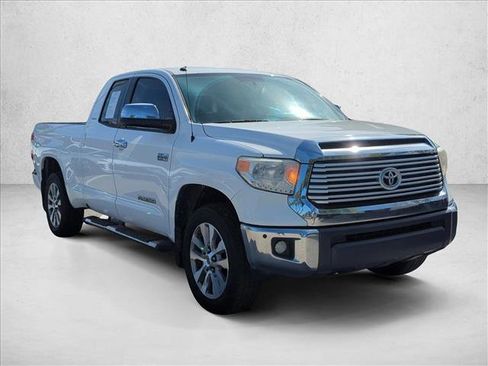 Used 2016 Toyota Tundra Limited w/ Limited Premium Package image 3