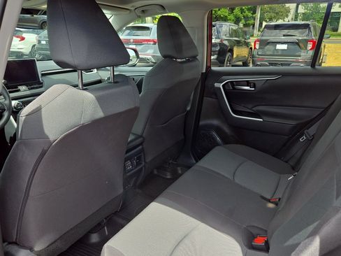 Used 2025 Toyota RAV4 XLE w/ Convenience Package AWD/4WD image 14