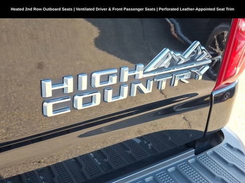 Used 2022 Chevrolet Silverado 2500 High Country w/ Z71 Off-Road Package AWD/4WD image 43