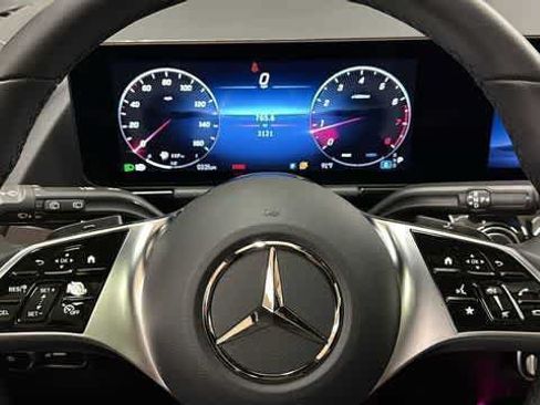 Used 2026 Mercedes-Benz GLA 250 4MATIC image 15