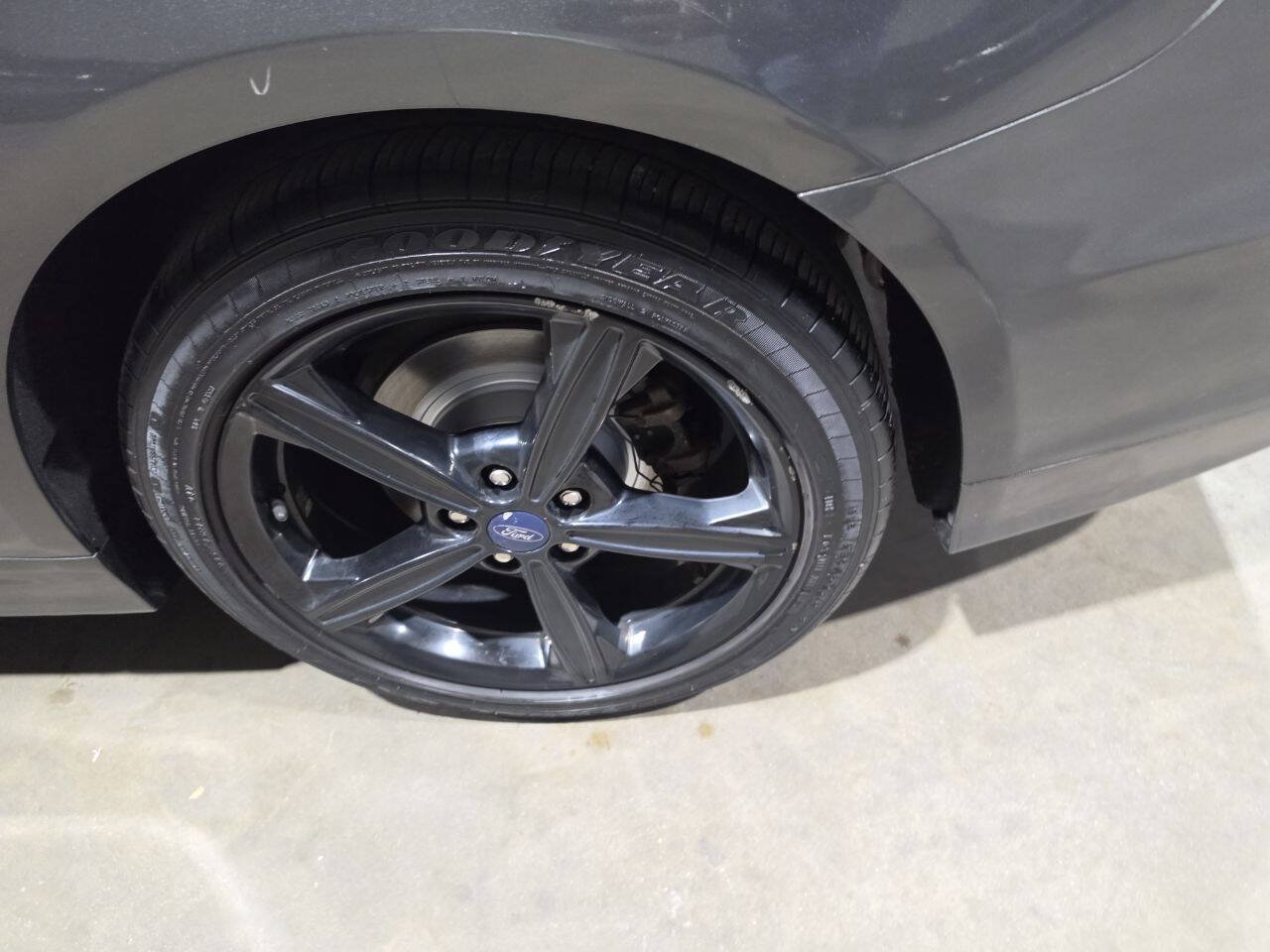 Used 2016 Ford Fusion SE FWD image 22