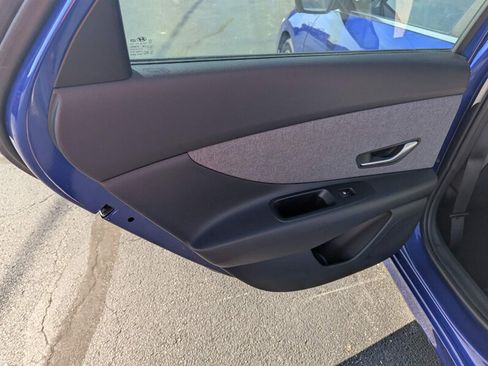 Used 2024 Hyundai Elantra Limited FWD image 20