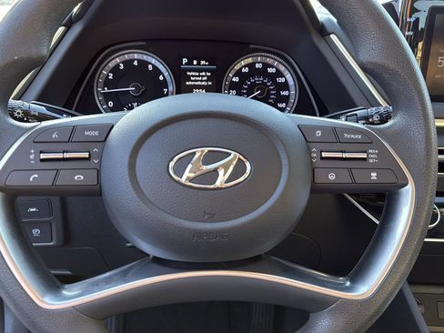 Used 2023 Hyundai Sonata SEL image 15