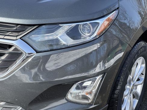 Used 2020 Chevrolet Equinox LT w/ LPO, Floor Liner Package image 9