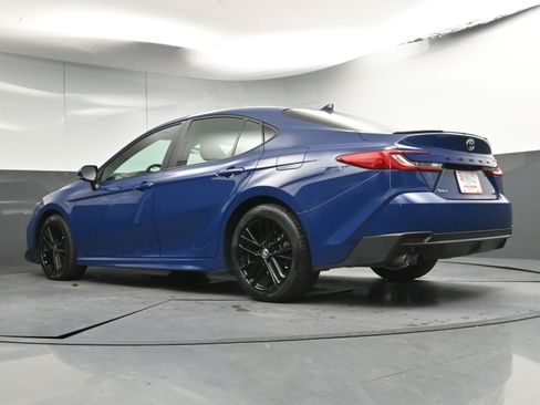 Certified 2025 Toyota Camry SE image 29