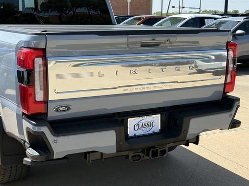 Used 2024 Ford F350 Limited w/ FX4 Off-Road Package AWD/4WD image 6