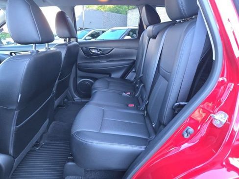 Used 2017 Nissan Rogue SL w/ SL Premium Package AWD/4WD image 37
