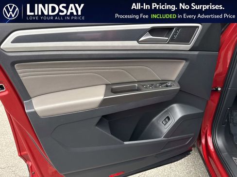 Used 2022 Volkswagen Atlas Cross Sport SEL image 9