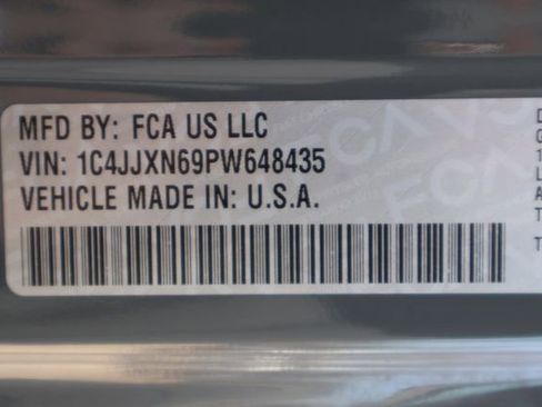 Used 2023 Jeep Wrangler Unlimited image 44