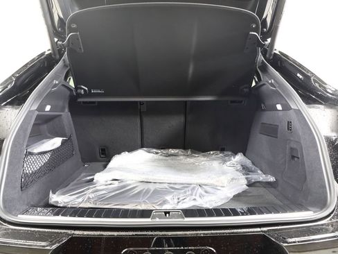 New 2026 Porsche Cayenne GTS image 12