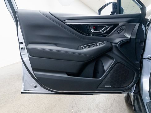 Used 2020 Subaru Outback Limited w/ Popular Package #2 image 17