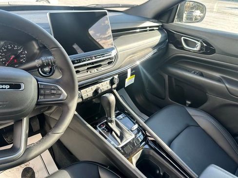 New 2026 Jeep Compass Limited image 22