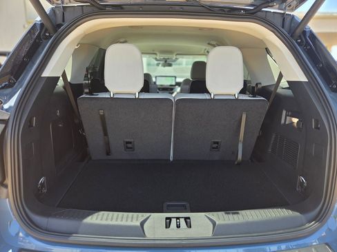 New 2026 Ford Explorer Active w/ Active Comfort Package RWD image 14