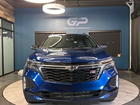Used 2022 Chevrolet Equinox RS w/ RS Leather Package AWD/4WD image 8