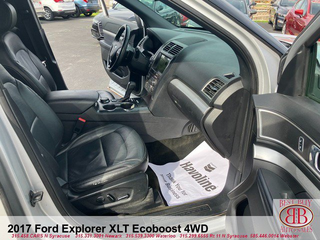 Used 2017 Ford Explorer XLT w/ Equipment Group 202A AWD/4WD image 14
