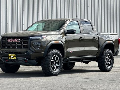 Used 2024 GMC Canyon AT4X image 9