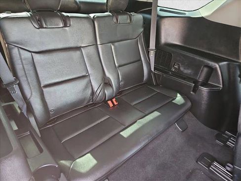 Used 2021 Ford Explorer Limited w/ Equipment Group 301A image 19