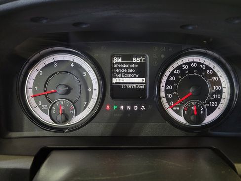 Used 2019 RAM 1500 Express w/ Express Value Package AWD/4WD image 23