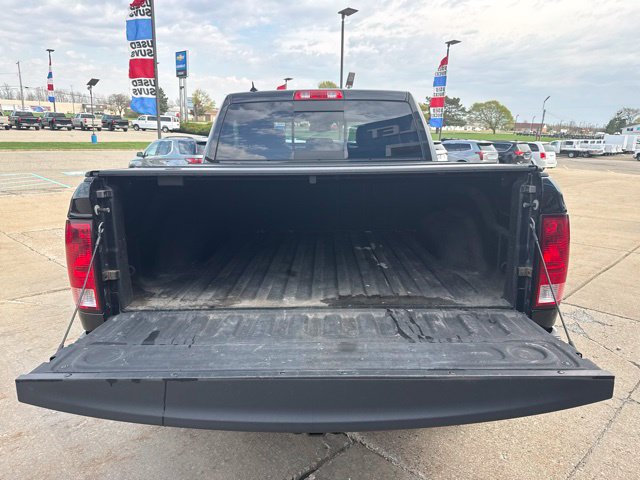 Used 2018 RAM 1500 Classic SLT w/ SLT Plus D←cor Group AWD/4WD image 34