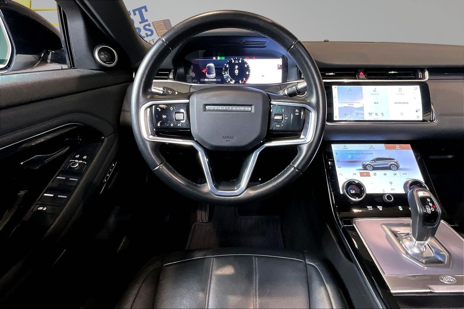 Used 2021 Land Rover Range Rover Evoque SE AWD/4WD image 9