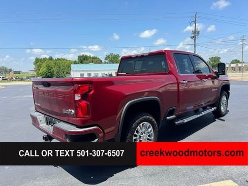 Used 2021 Chevrolet Silverado 2500 High Country w/ Z71 Off-Road Package AWD/4WD image 4