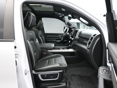 Used 2021 RAM 1500 Laramie AWD/4WD image 13