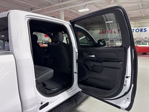 New 2026 RAM 1500 Express AWD/4WD image 42