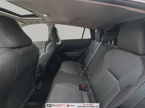 Used 2024 Subaru Crosstrek 2.0i Premium image 13