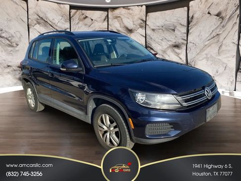 Used 2016 Volkswagen Tiguan S FWD image 1