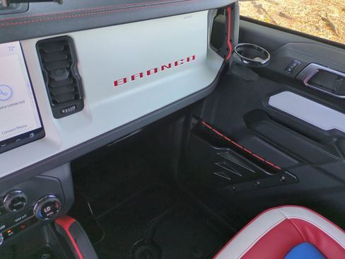 Certified 2025 Ford Bronco Stroppe Edition image 17