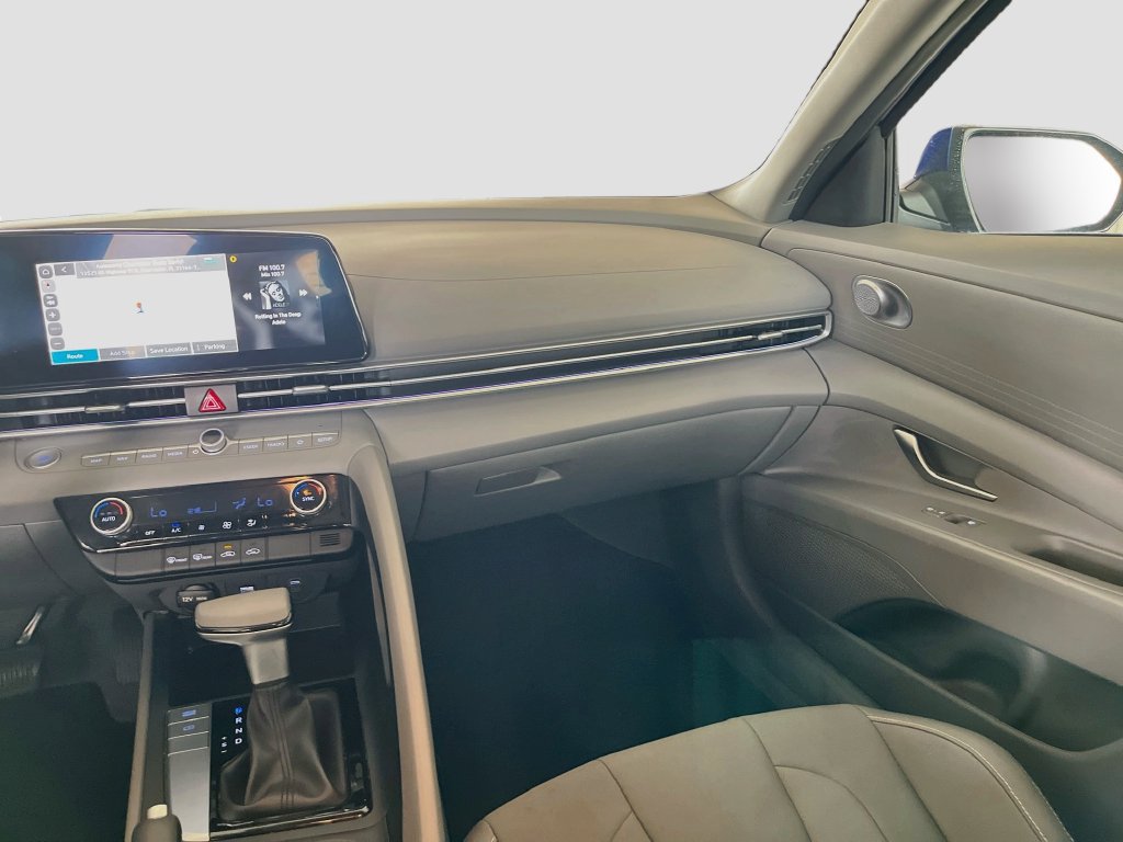 Used 2024 Hyundai Elantra SEL FWD image 23