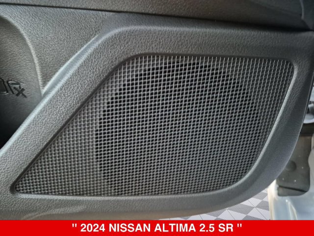 Certified 2024 Nissan Altima 2.5 SR w/ SR Premium Package FWD image 15