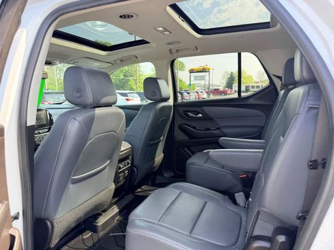 Used 2019 Chevrolet Traverse Premier w/ LPO, Floor Liner Package AWD/4WD image 11