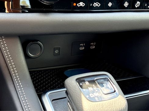 New 2026 Nissan Pathfinder Platinum image 38