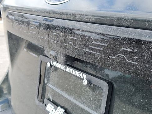 Used 2022 Ford Explorer ST-Line w/ Class IV Trailer Tow Package image 35