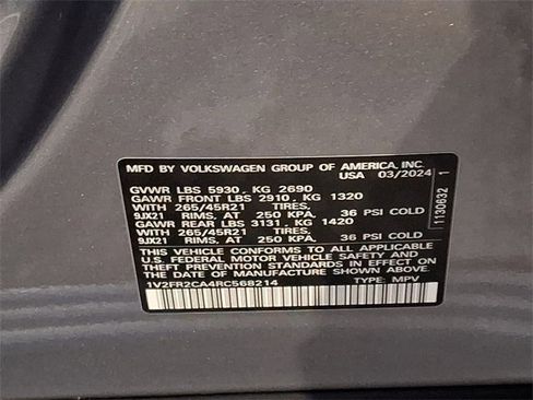 Used 2024 Volkswagen Atlas SEL Premium R-Line image 29
